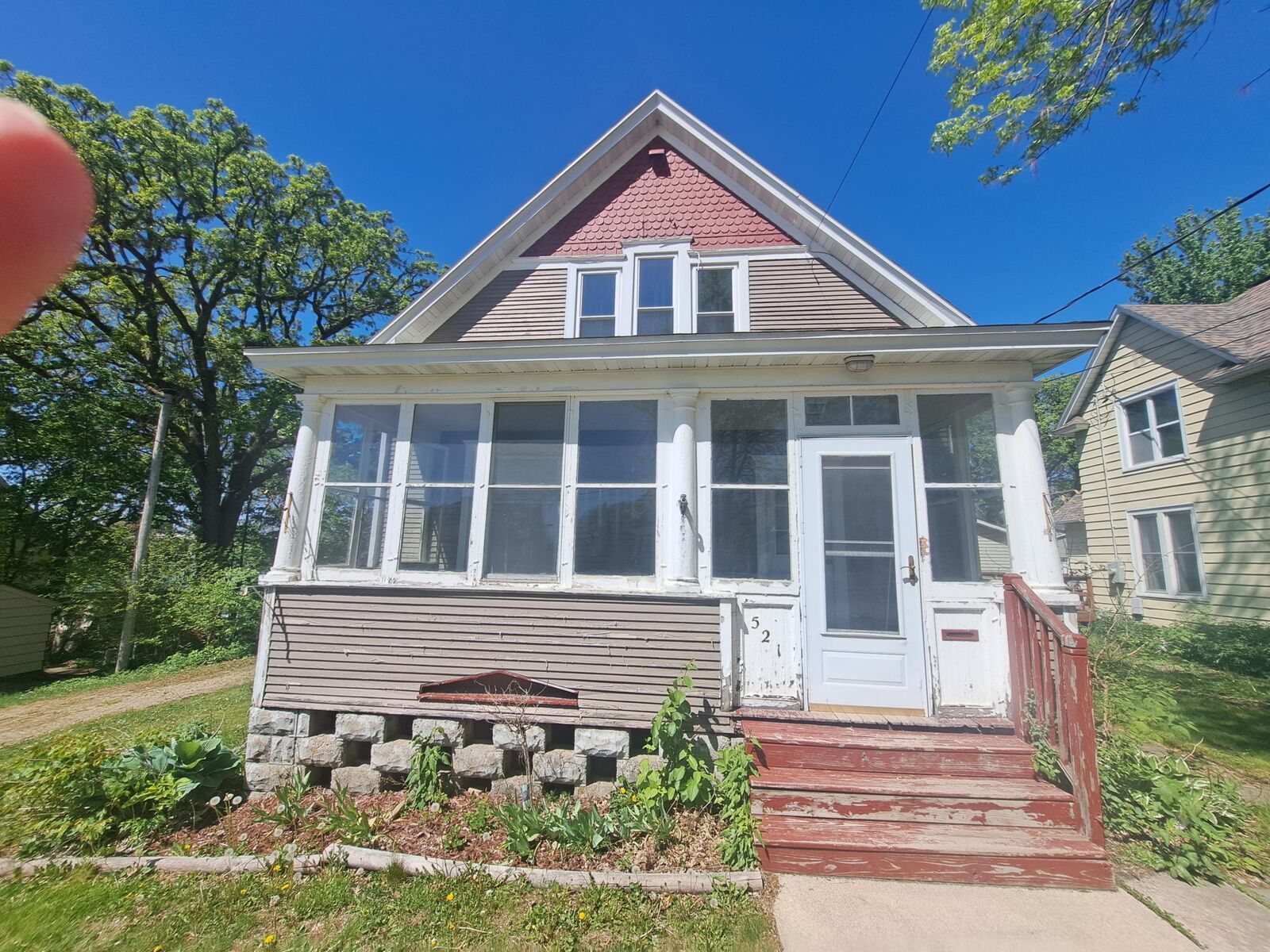 Property Photo:  521 Green Avenue  MN 56007 