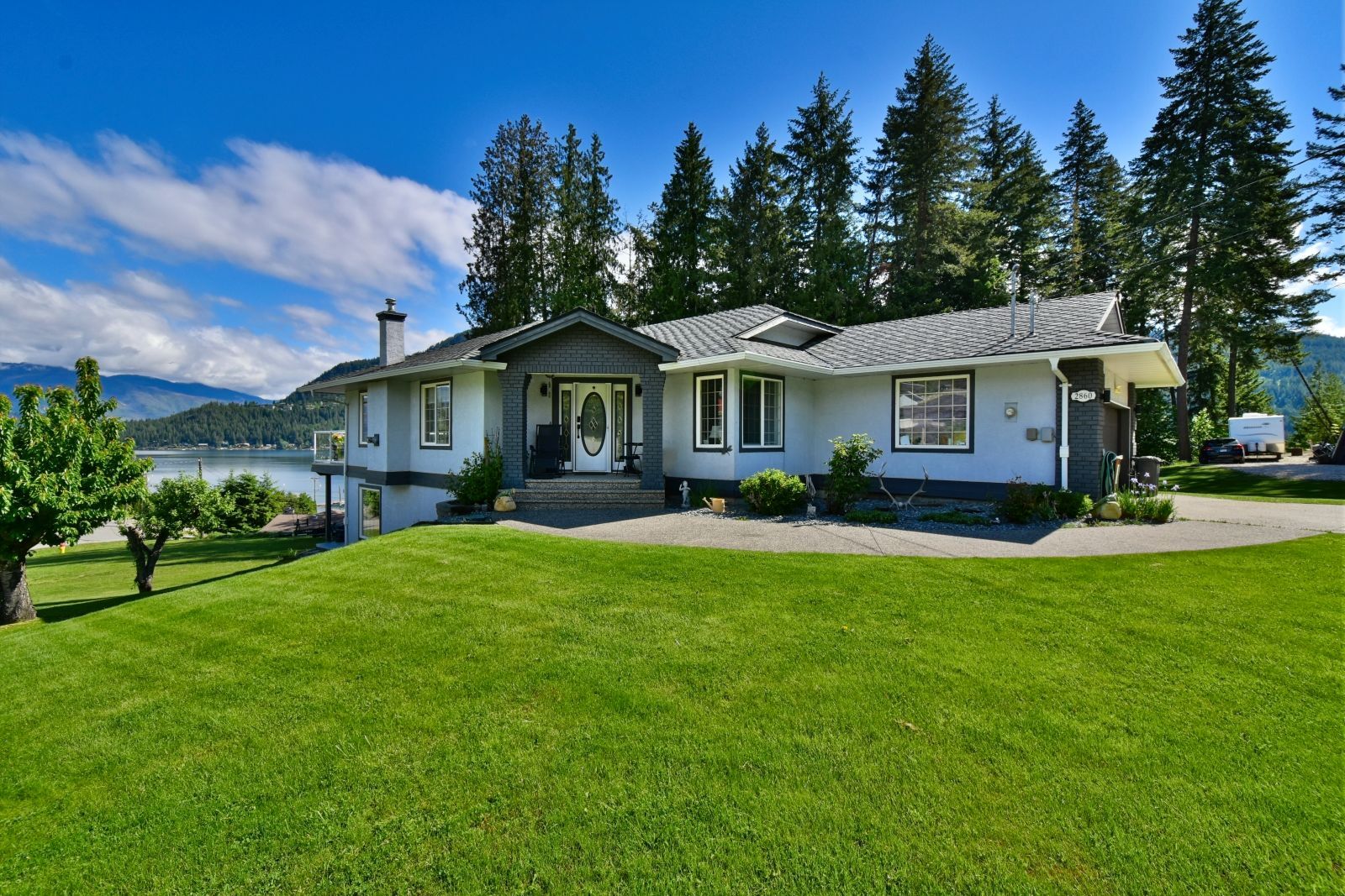 Property Photo: 2860 Marine Drive BC V0E 1H1