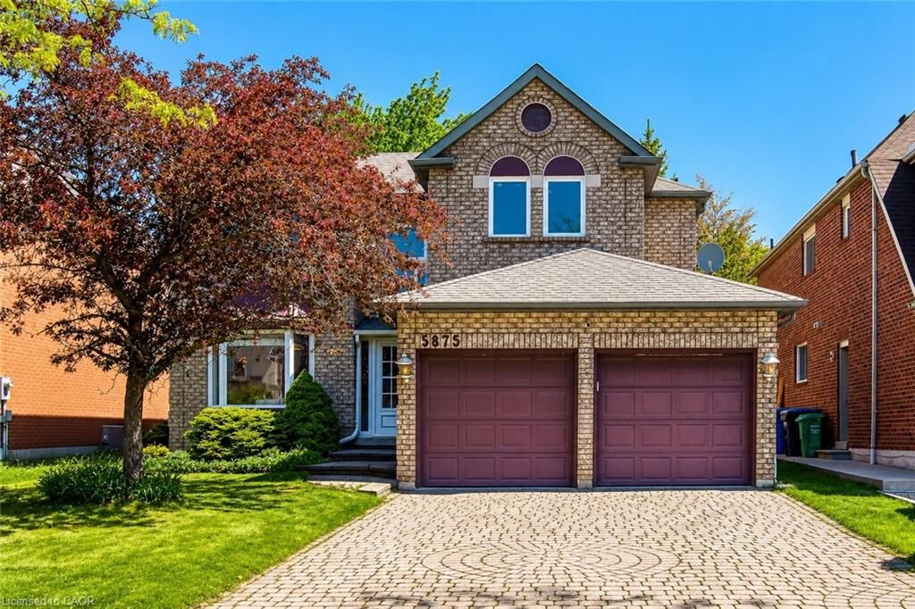 Property Photo:  5875 Fieldon Road  ON L5M 5K5 