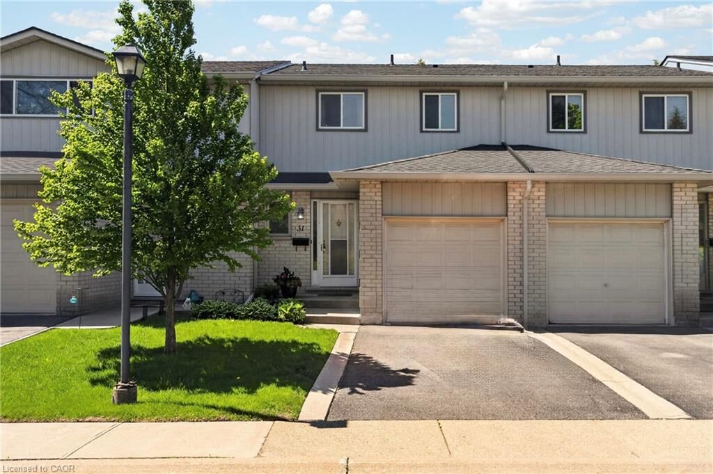 Property Photo: 1675 Upper Gage Avenue 31 ON L8W 3R8