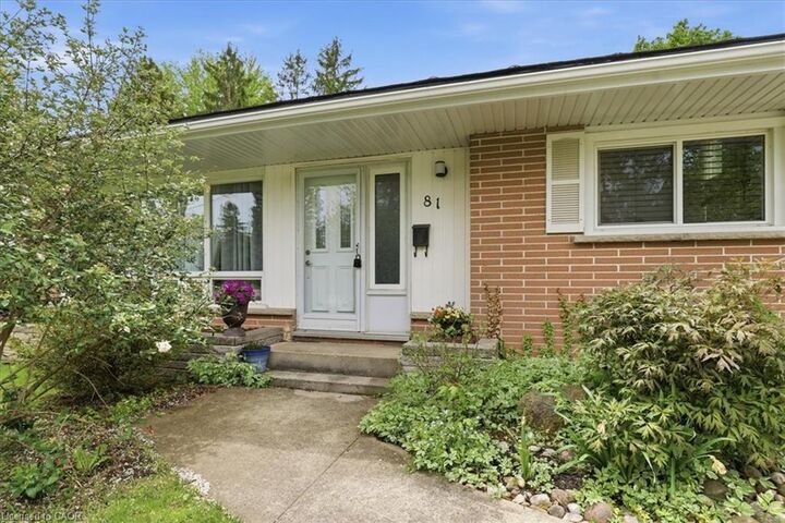 Property Photo: 81 North Park Crescent ON N4S 7M1
