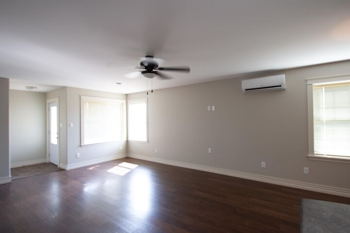 Property Photo: 27 Duffy Court PE C0B 1N0