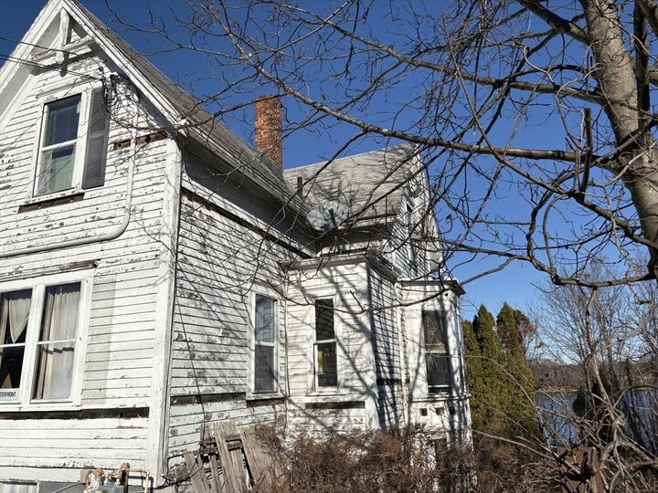 Property Photo: 351 County Rd RI 02806