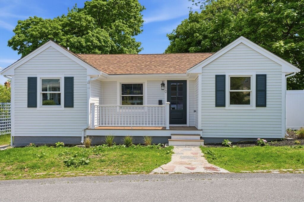 Property Photo: 10 Mayflower Ave MA 02045