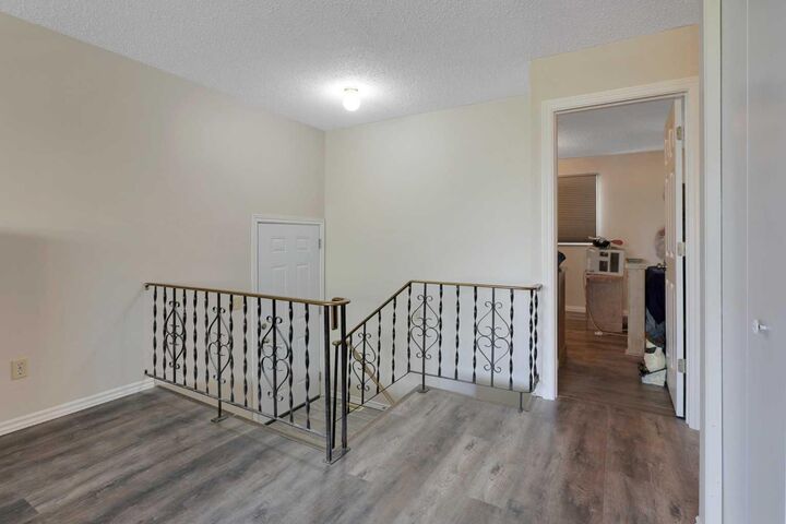 Property Photo:  5009 &Amp 5011 Shull Street  AB T0M 0J0 