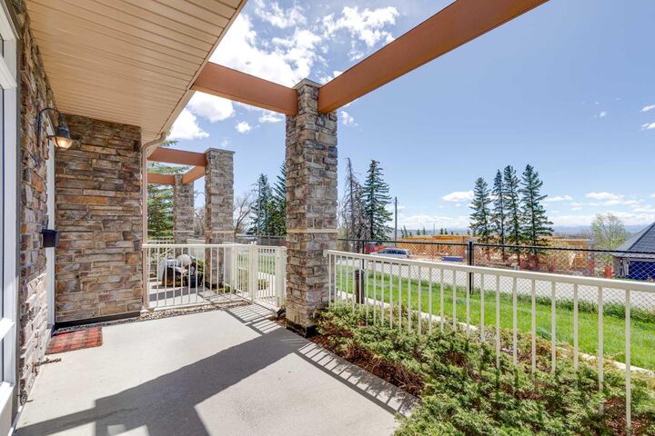 Property Photo: 181 Rockyledge View NW 7 AB T3G 6B1