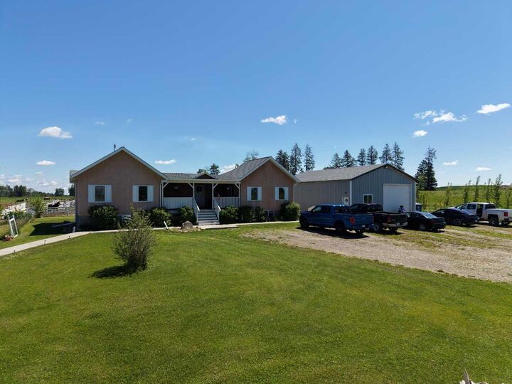 Property Photo: 33139 Range Road 55 10 AB T0M 1X0