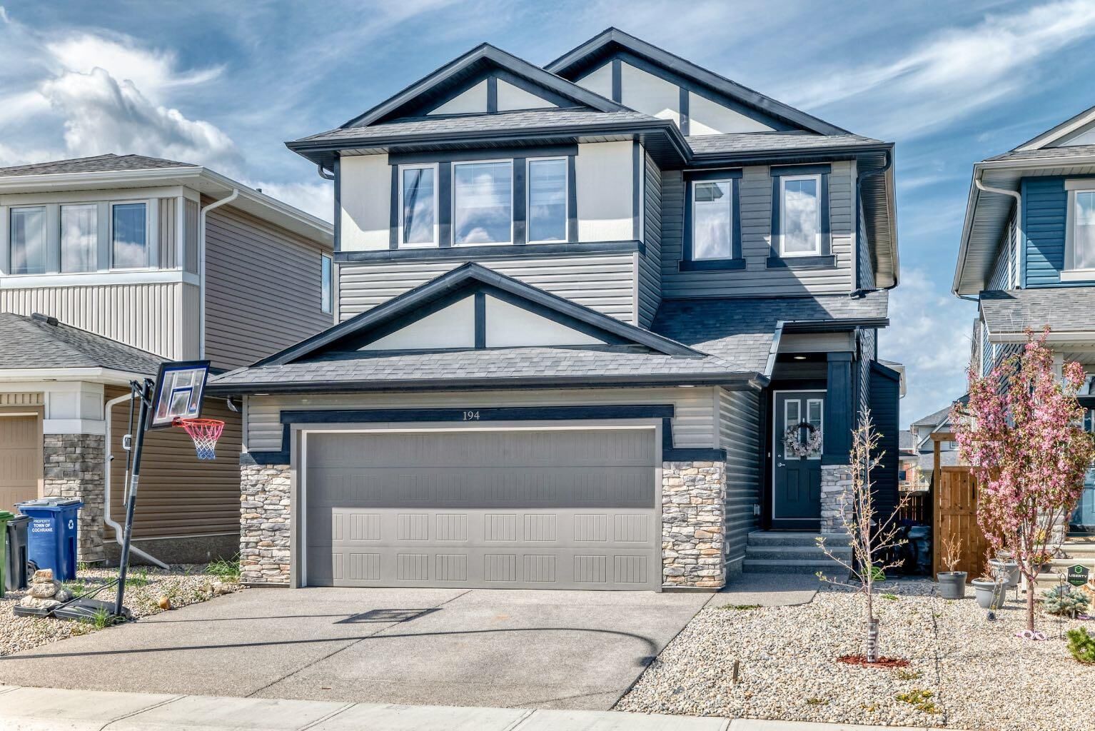 Property Photo:  194 Willow Place  AB T4A 3K2 