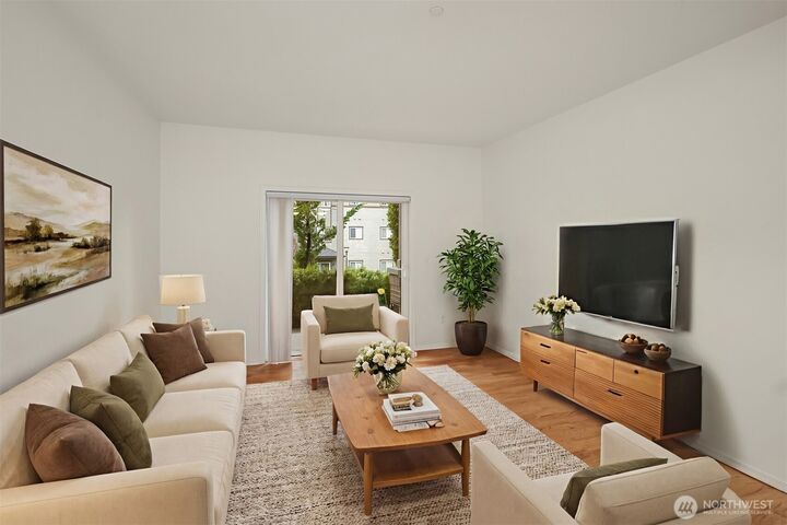 Property Photo:  1731  10th Avenue NE B115  WA 98029 