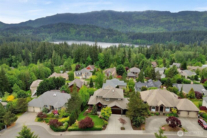 Property Photo:  4704  Raptor Lane  WA 98229 