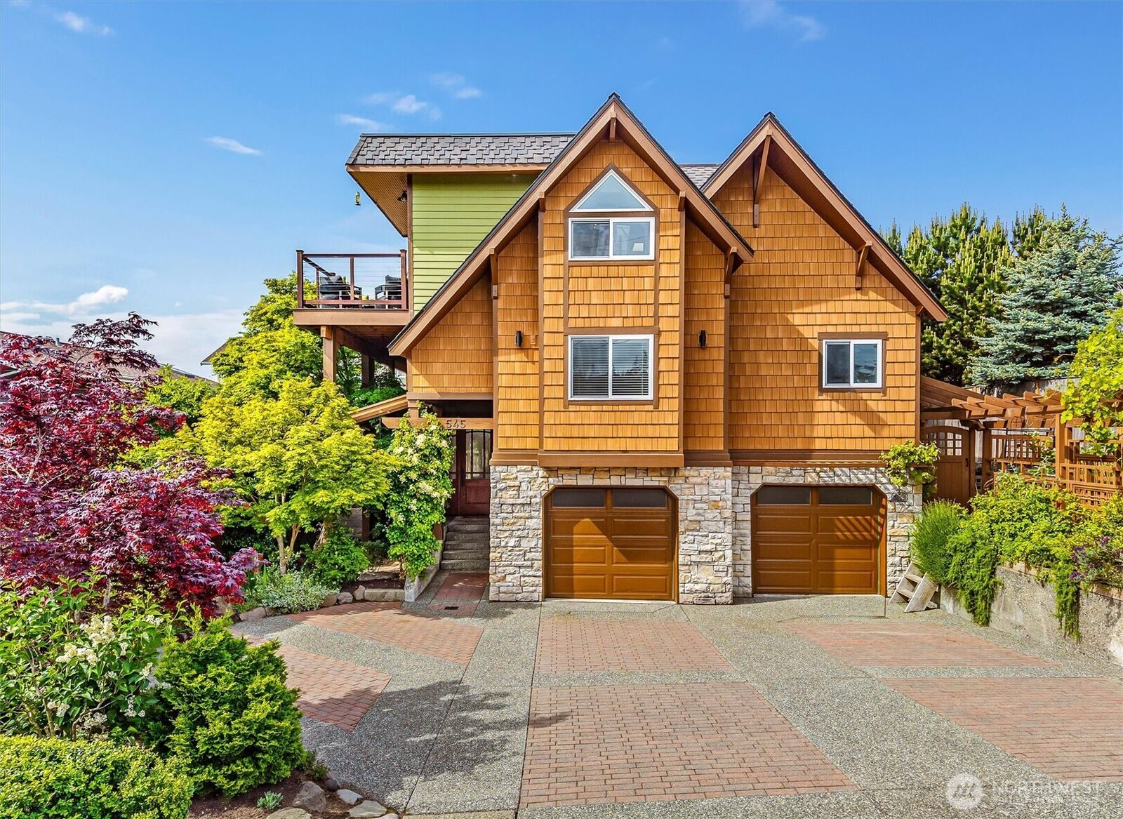 Property Photo:  545  Holly Drive  WA 98020 