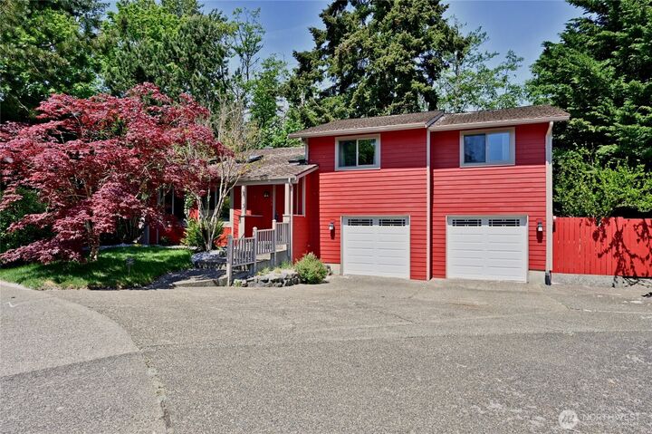 Property Photo:  32206  7th Avenue SW  WA 98023 