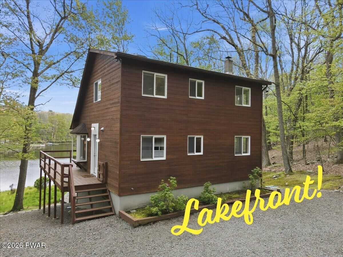 Property Photo:  118 Heron Bay  PA 18337 