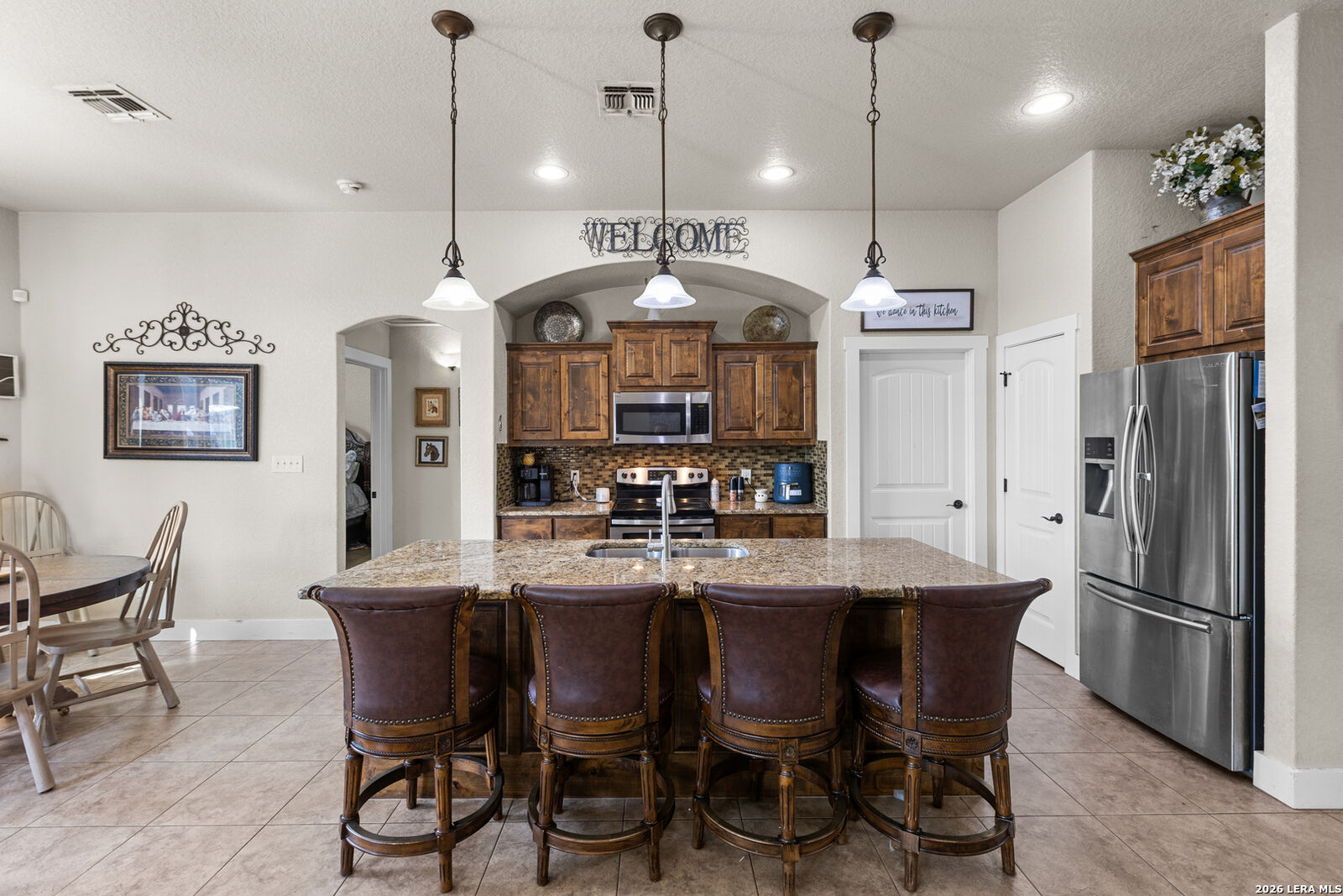 Property Photo: 1812 Wandering Trail TX 78064
