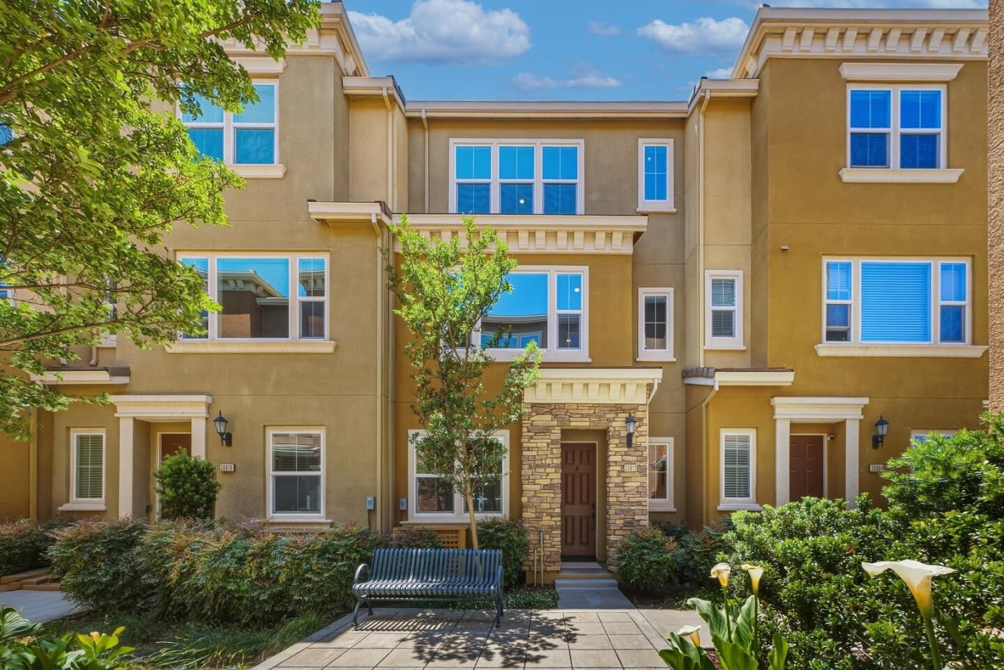Property Photo:  38912 Spicebush Place  CA 94560 