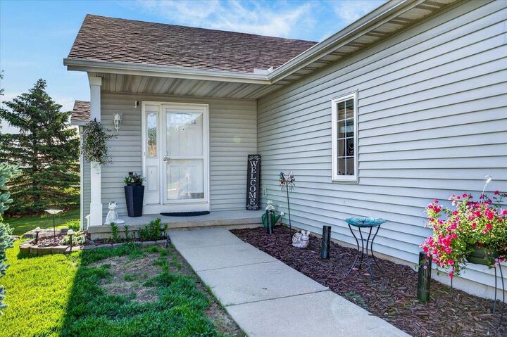 Property Photo: 828 Dunn Avenue WI 53575