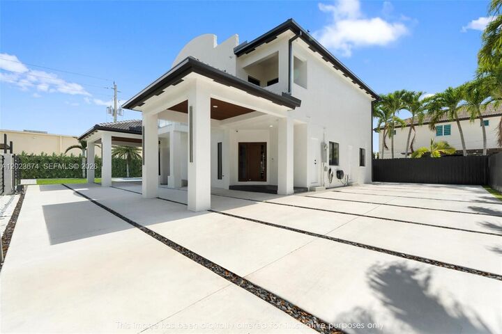 Property Photo:  4014 SW 144th Pl  FL 33175 