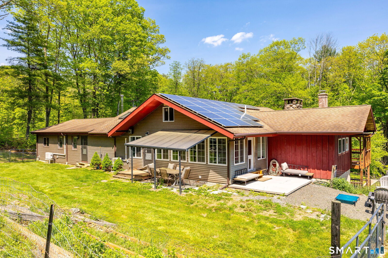 Property Photo:  250 Center Hill Road  CT 06063 