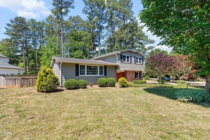 Property Photo: 1101 Gunnison Place NC 27609