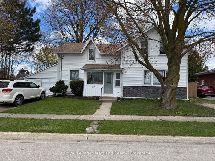 635 Yonge Street — photo 1