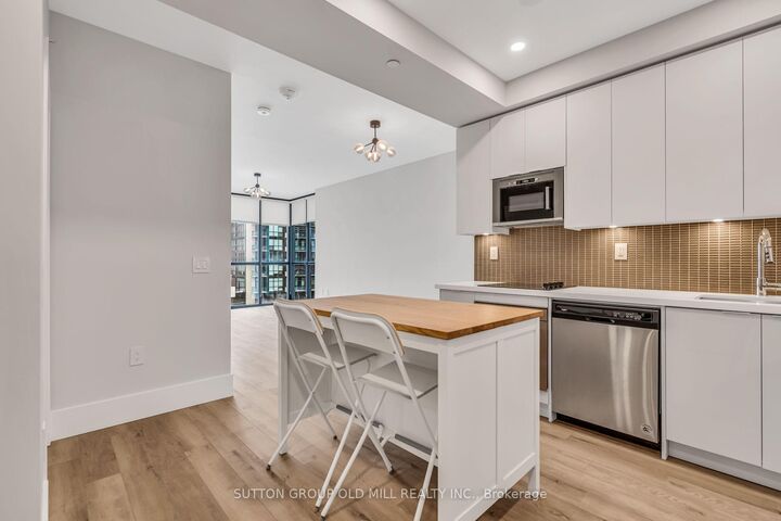 Property Photo: 2916 Highway 7 N/A 401 ON L4K 0K6