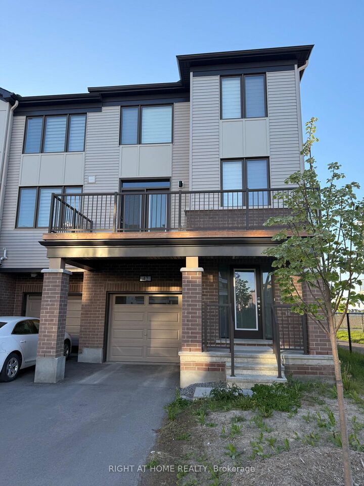 42 Stitch Mews — photo 1