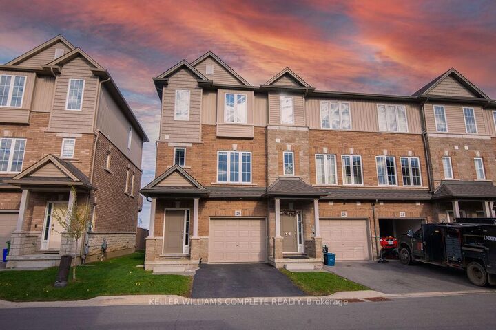 28 Canary Grass Boulevard — photo 1