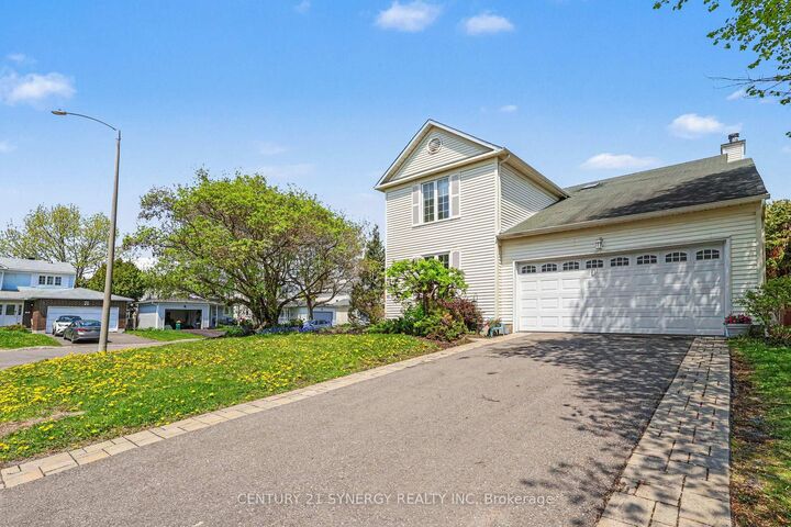 Photo de la propriété: 277 McEachern Crescent ON K2E 3K7