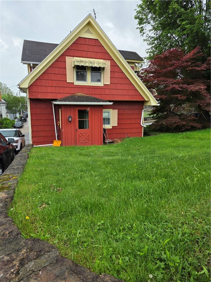 Property Photo: 710 5th St PA 15022