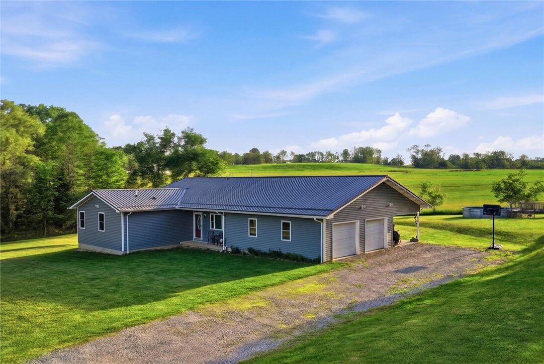 Property Photo:  116 Troytown Rd  PA 15438 
