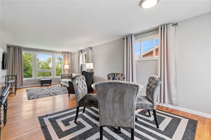 Property Photo: 43 Woodridge Dr PA 15106