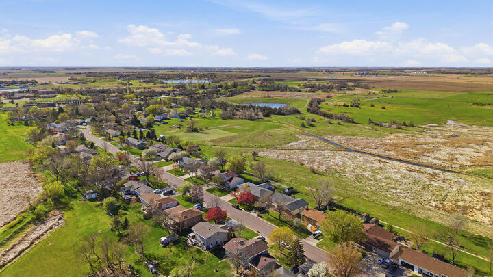 Property Photo: 626 Willow Drive SD 57401