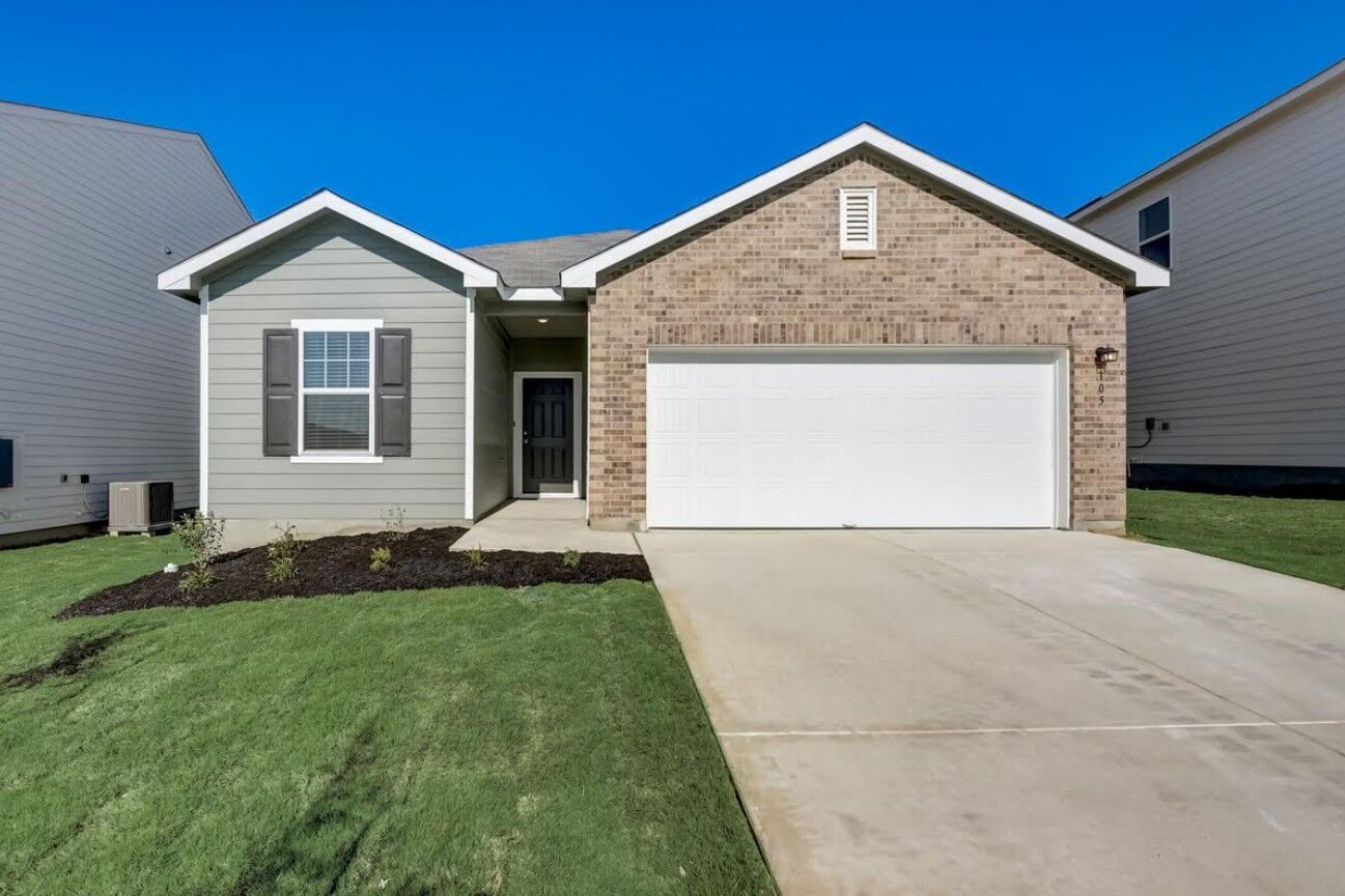 Property Photo: 12817 Kentucky Warbler Drive TX 78610