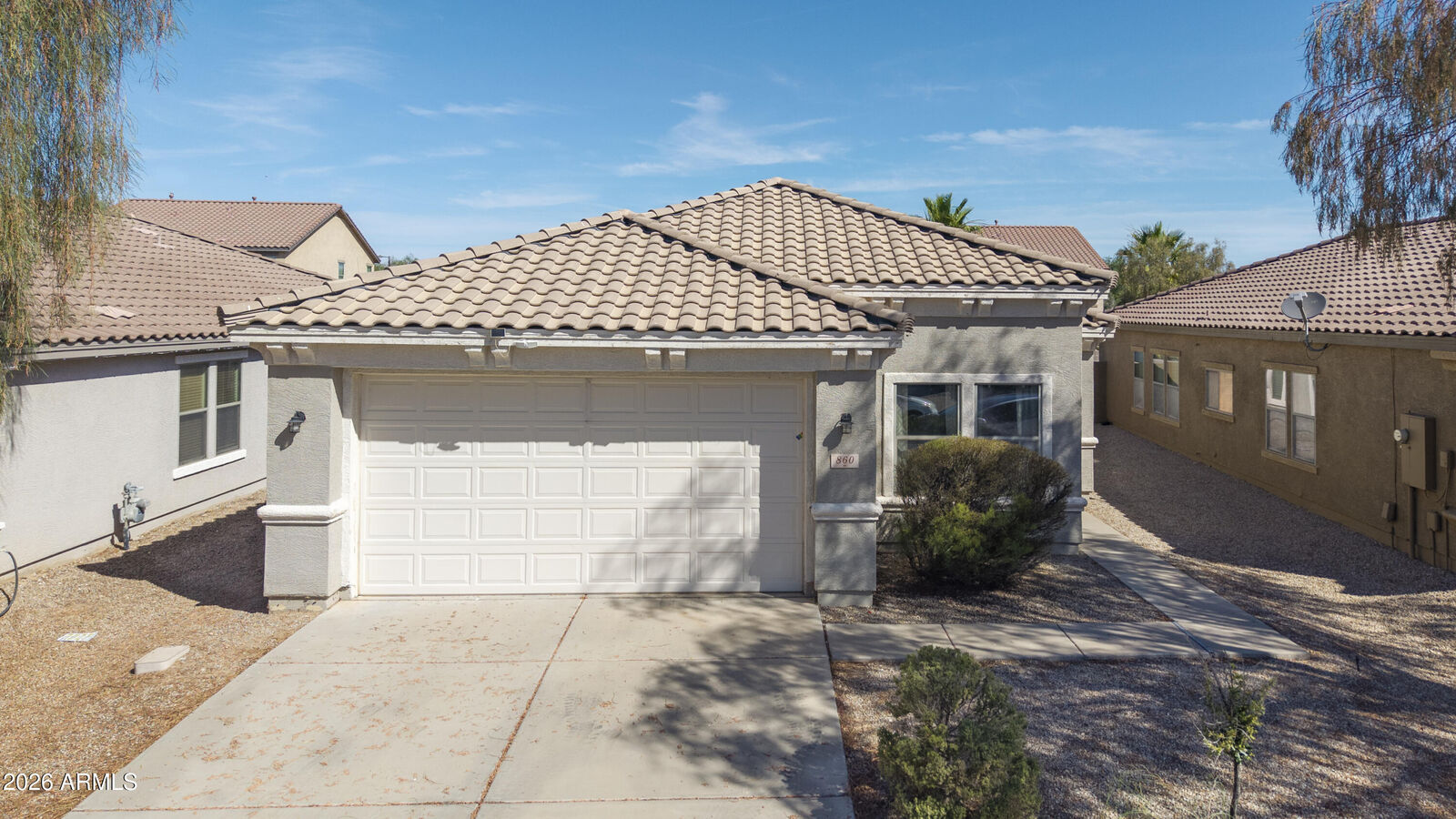 Property Photo:  860 E Dust Devil Circle  AZ 85143 