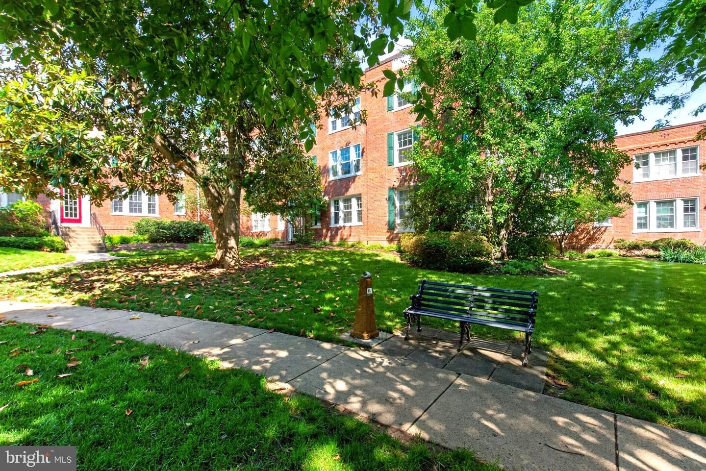 Property Photo:  1811 Key Boulevard 10532  VA 22201 