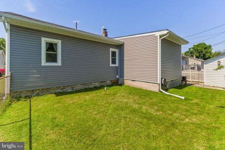 Property Photo:  337 Jackson Avenue  NJ 08069 