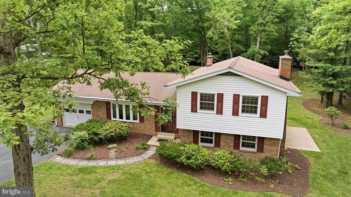 Property Photo:  9618 Randall Drive  MD 20695 