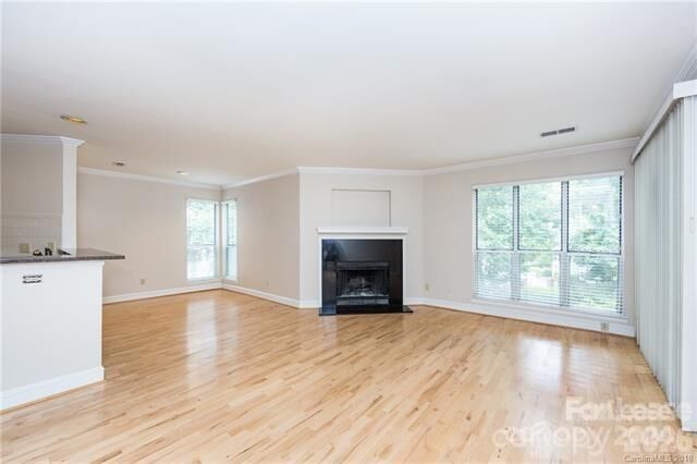 Property Photo:  2518 Cranbrook Lane  NC 28207 