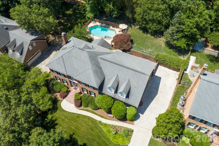 Property Photo:  708 Barington Place  NC 28105 