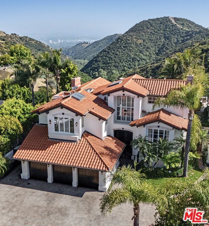 Property Photo:  12608 Promontory Rd  CA 90049 