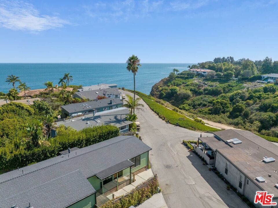 Property Photo: 249 Paradise Cove Rd CA 90265