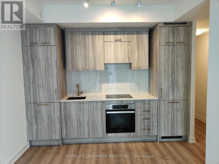 Property Photo:  634 Church Street 2206  ON M4Y 0G9 