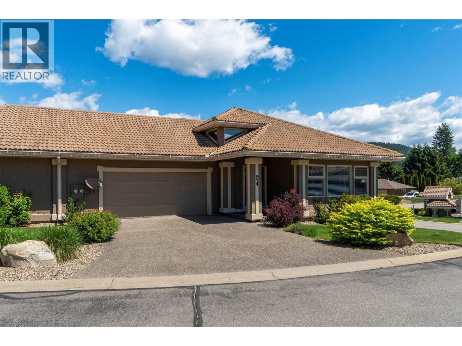 Property Photo:  2550 Golf Course Drive 24  BC V0E 1H1 