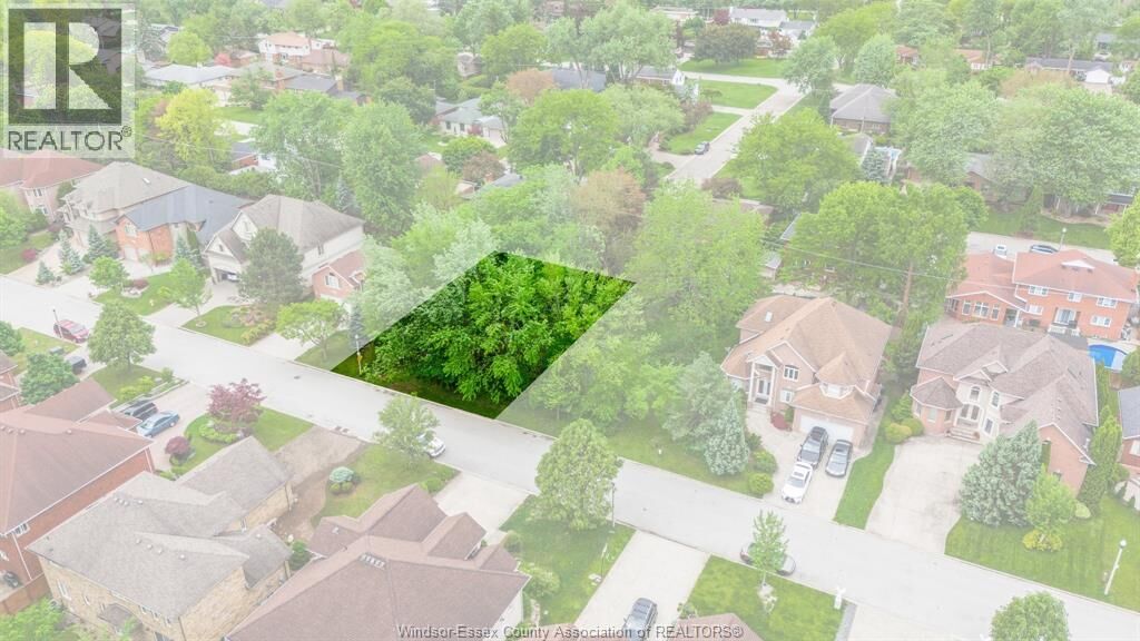 Property Photo:  3699 Inglewood Avenue  ON N9E 4P3 