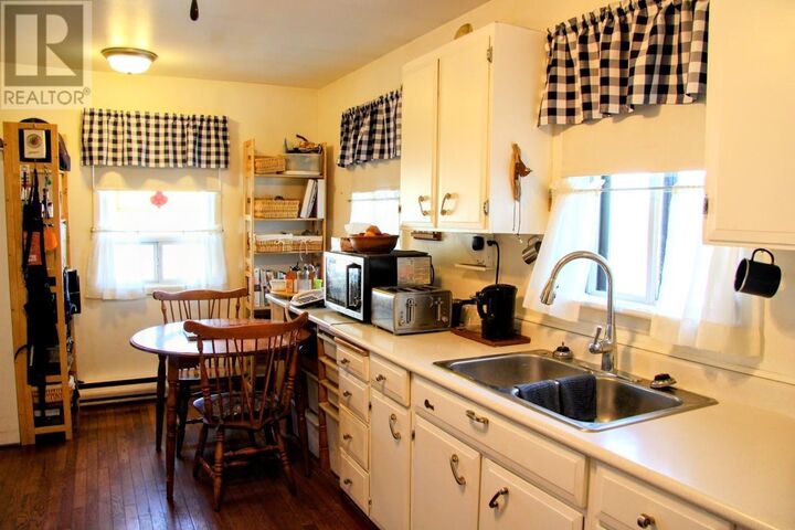Property Photo:  9 Swallow Dr  ON P0T 2C0 