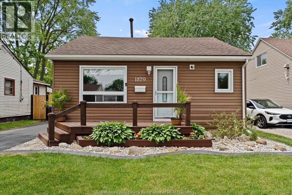 Property Photo:  1879 Aubin Road  ON N8W 4L1 