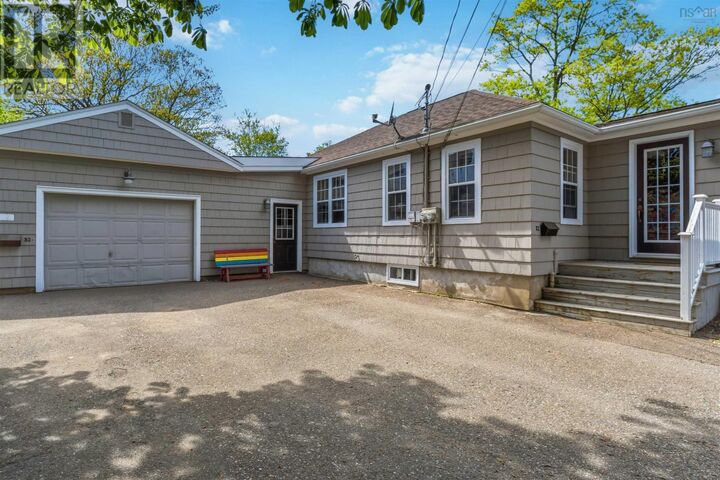 Property Photo:  Churchill Avenue 32  NS B4N 2H7 