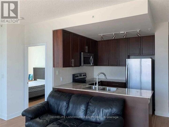 Property Photo: 3985 Grand Park Drive 1602 ON L5B 0H8