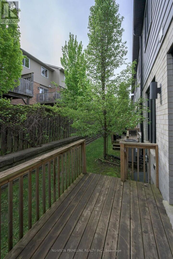 Property Photo: 1570 Coronation Drive 16 ON N6G 5P0