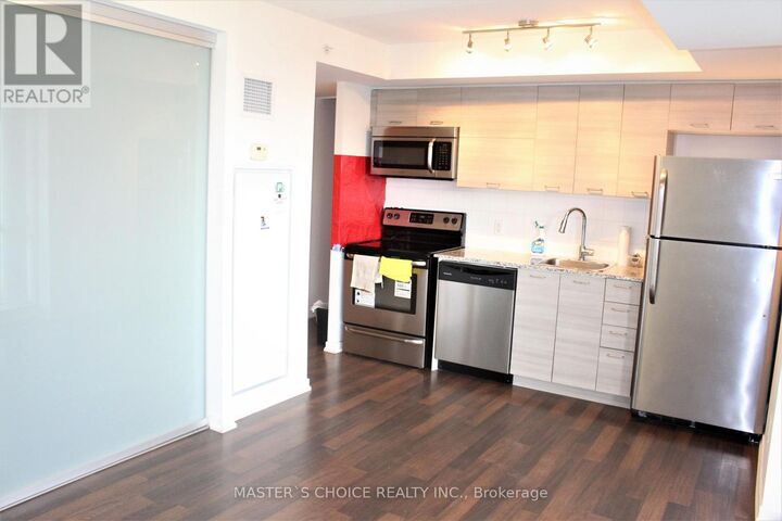 Property Photo: 20 Joe Shuster Way 517 ON M6K 0A3